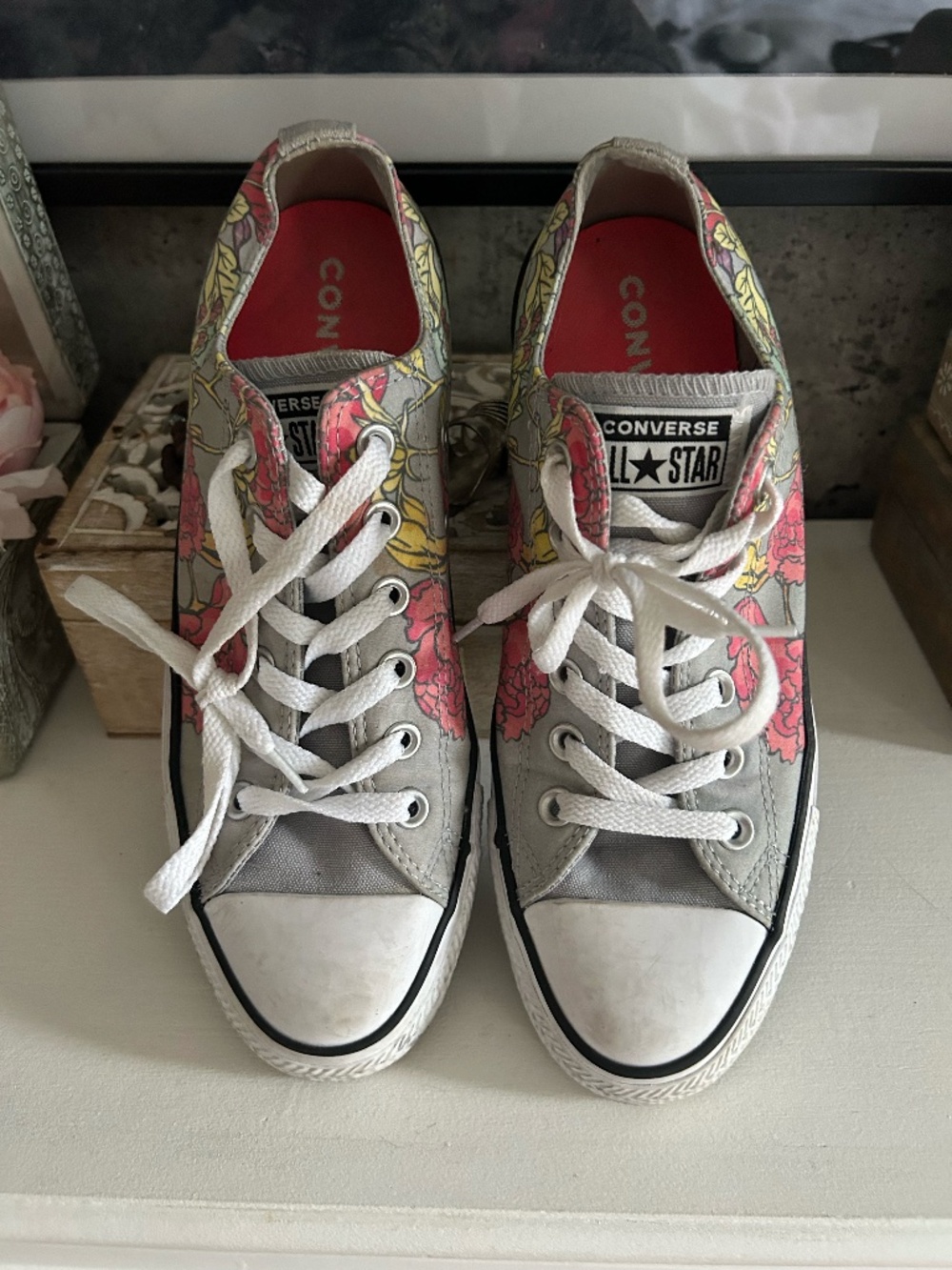 RARE Converse Floral (